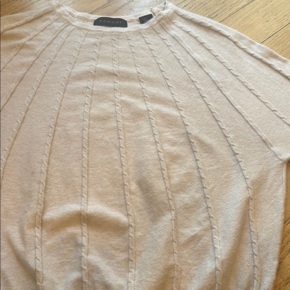 Tahari women’s dolman Sweater cream size medium - Picture 2 of 9